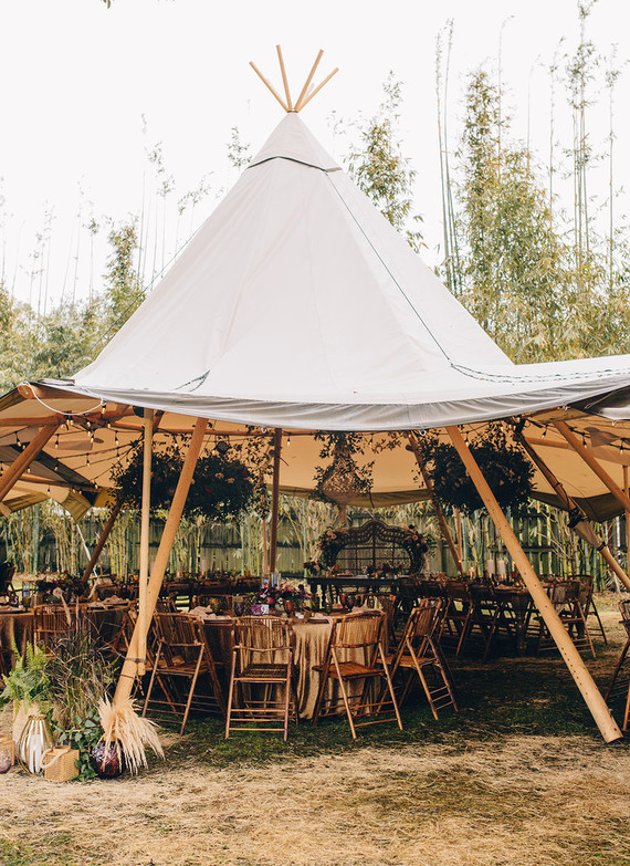 Boho wedding decor