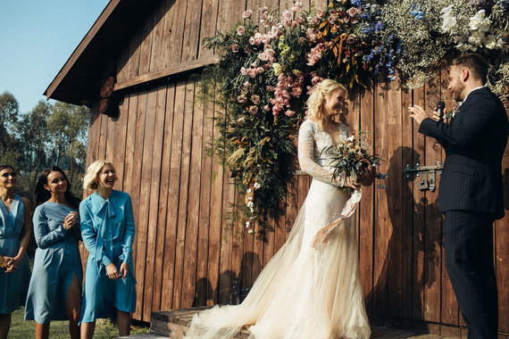 Rustic summer barn wedding