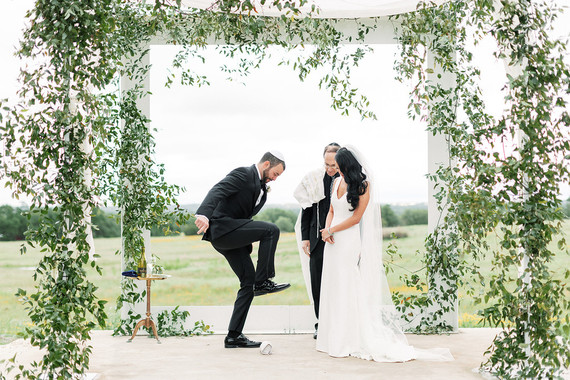 Jewish spring wedding