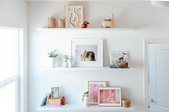 Floating shelf decor