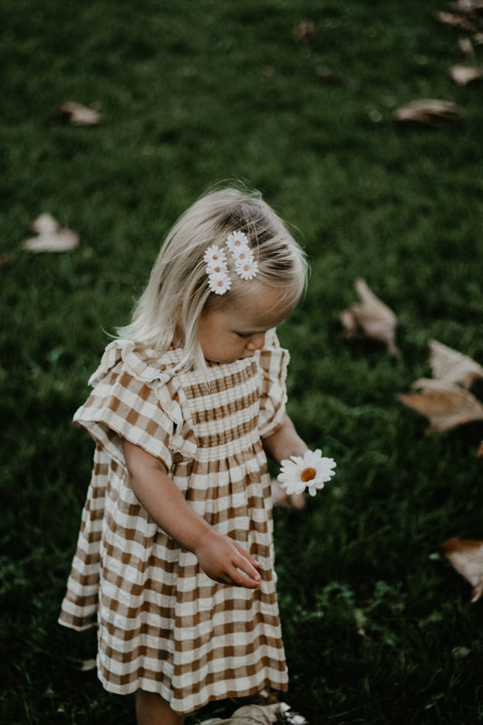 Quincy Maeâ€™s daisy inspired 2nd birthday from Kelli Murray Inspiration
