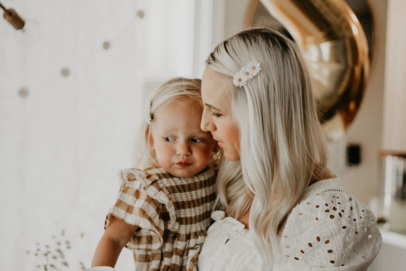 Quincy Maeâ€™s daisy inspired 2nd birthday from Kelli Murray Inspiration