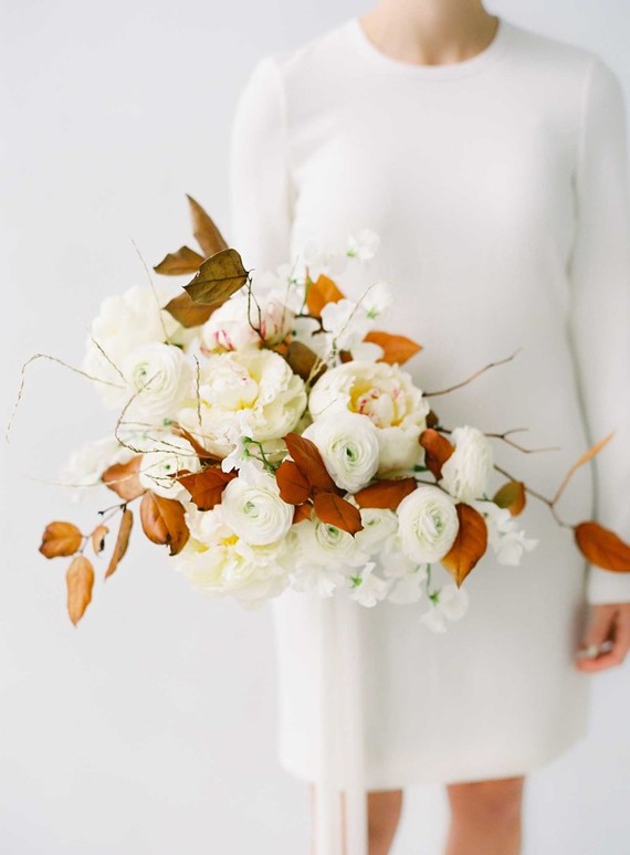 Gorgeous white fall bridal bouquet Inspiration