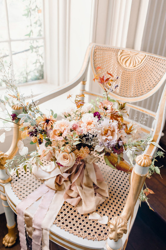 Gorgeous fall bridal bouquet Inspiration