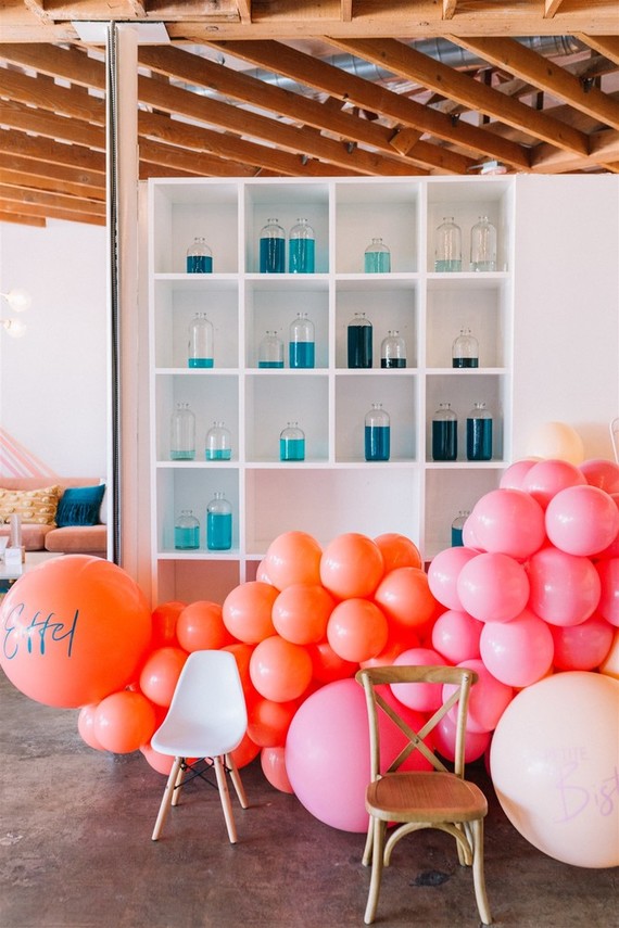 Balloon garland