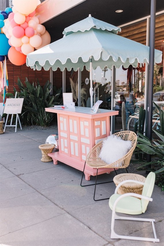 Outdoor party decor