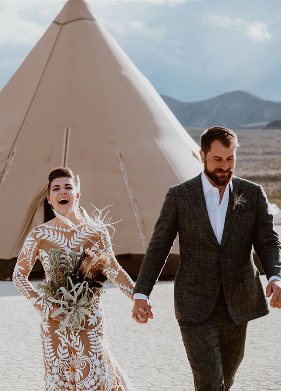 A unique adventurous glamping wedding at Black Rock