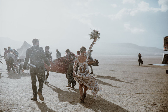 A unique adventurous glamping wedding at Black Rock