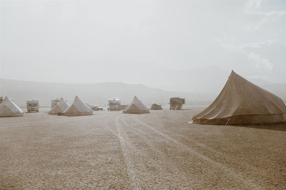 A unique adventurous glamping wedding at Black Rock