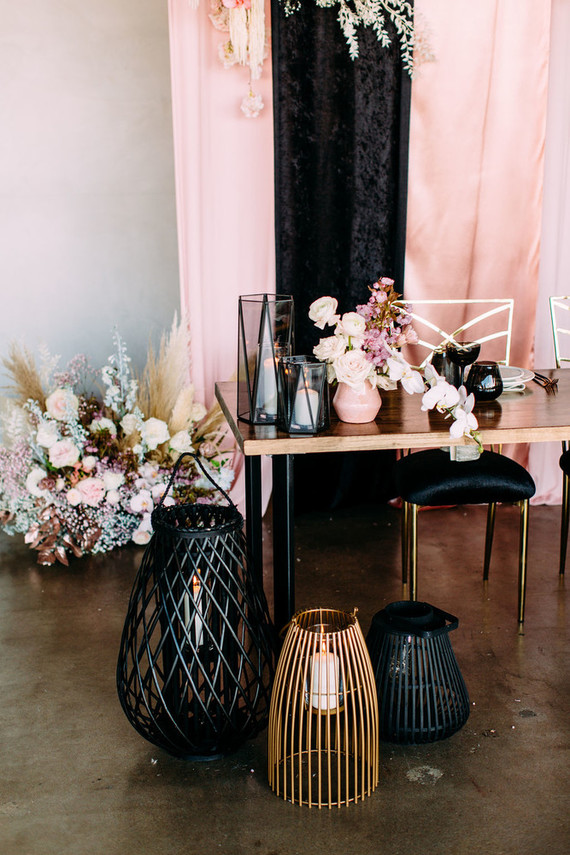 Acrylic pink + black + gold wedding decor