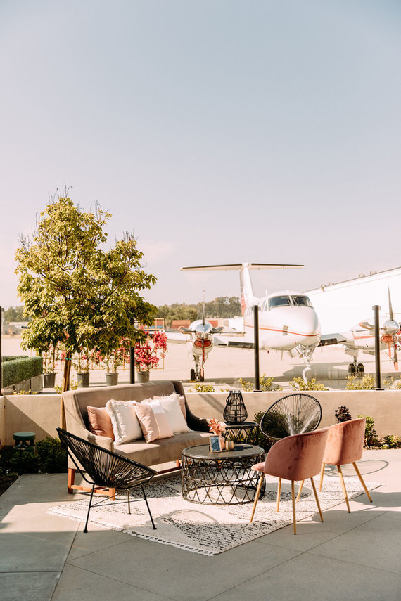 Luxe modern wedding decor