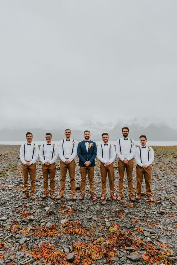Casual groomsmen idea Inspiration
