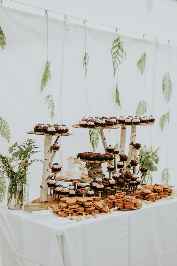 DIY dessert table