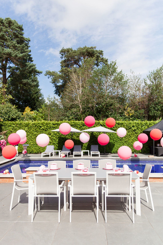 Pool balloon decor