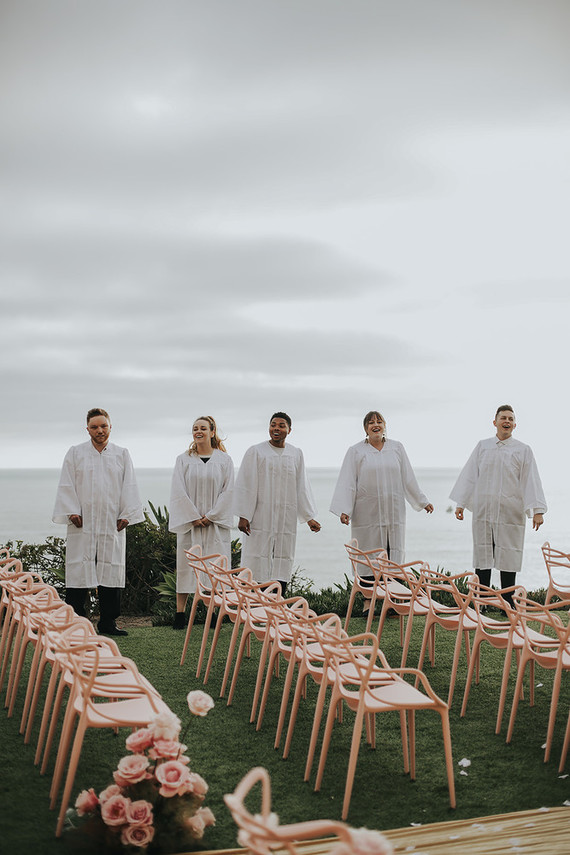 Surprise choir at wedding ceremony