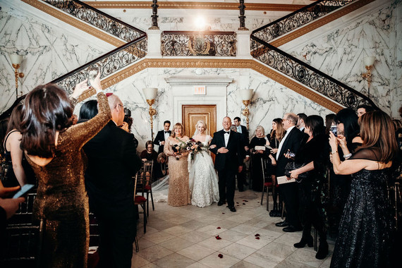 Elegant New York City winter wedding at The Metropolitan Club