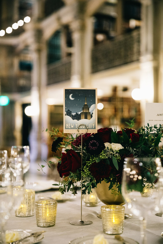 A wintery library wedding with the most magical reception / George Peabody Library Inspiration