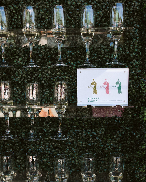 Champagne wall welcome