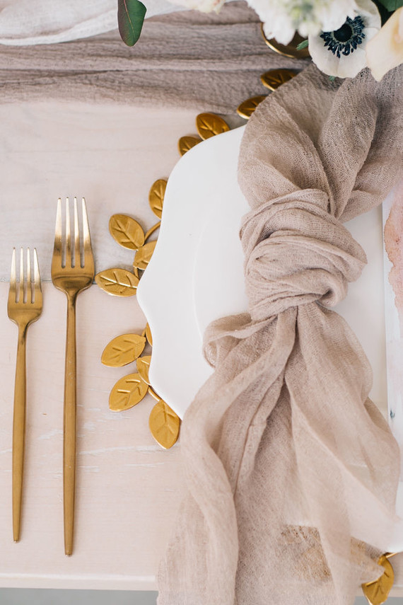 Soft, romantic watercolor inspired fall wedding ideas