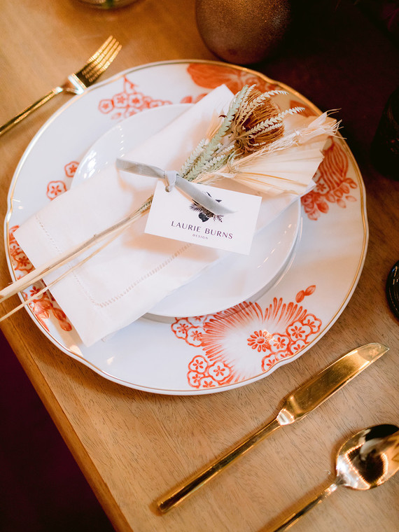 Simple wedding place setting