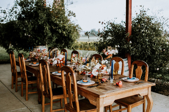 Colorful fall tablescape ideas
