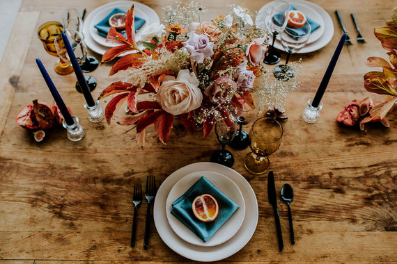 Colorful fall place setting ideas