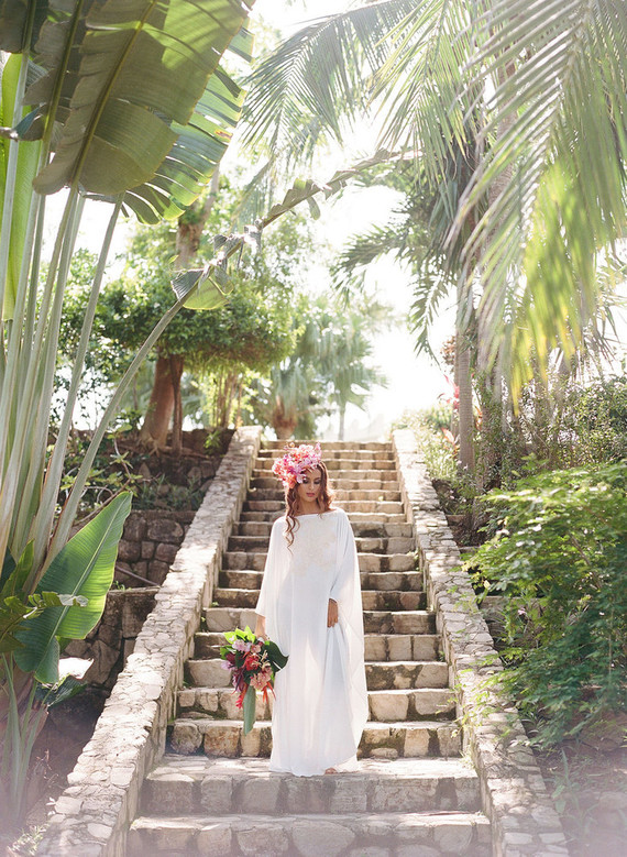 Tropical bridal headpiece with orchids