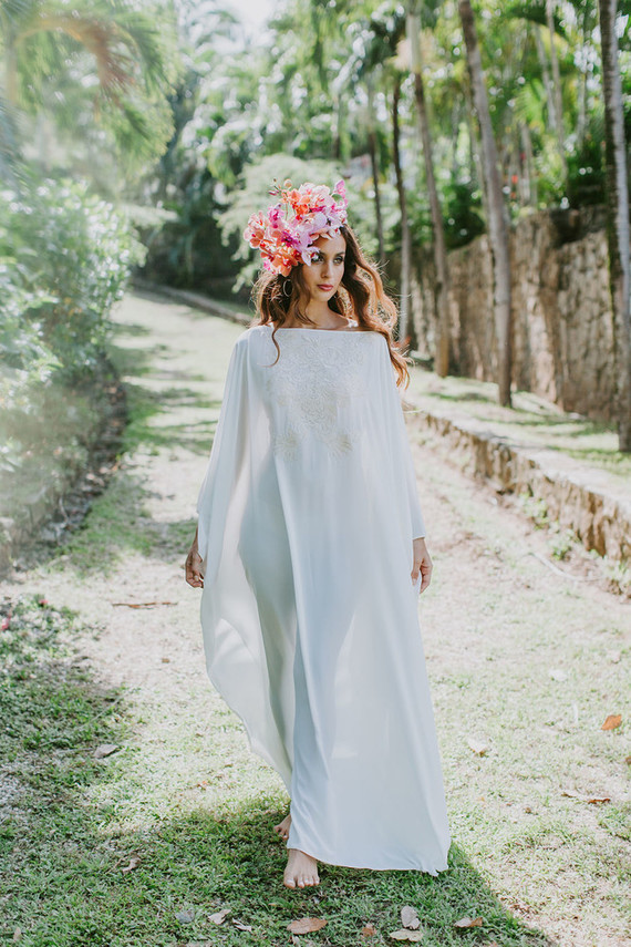Tropical bridal headpiece with orchids