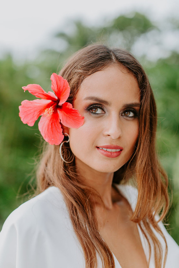 Tropical beach wedding in Costa Rica