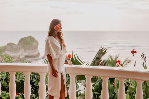 Tropical beach wedding in Costa Rica