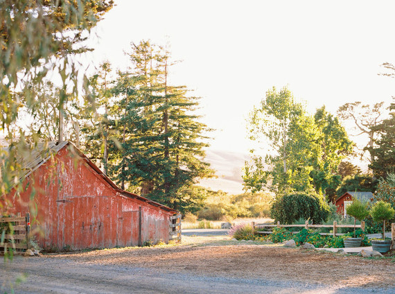 Romantic fall barn wedding at Stemple Creek Ranch