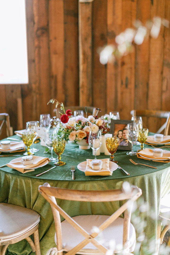 fall barn reception decor