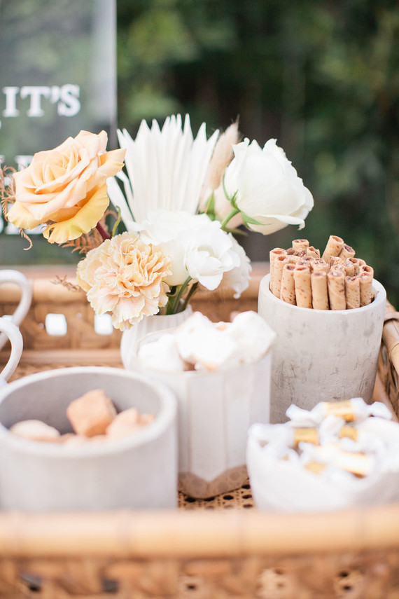 earthy gender neutral baby shower ideas