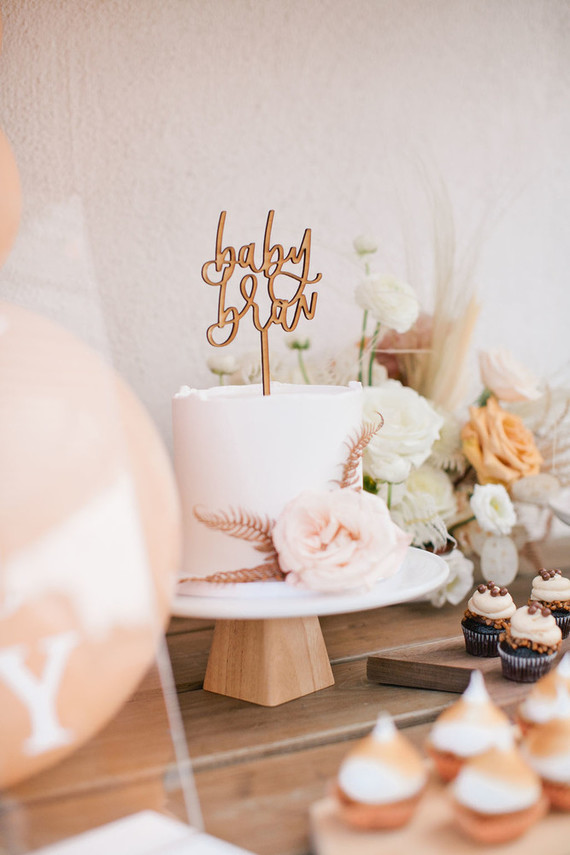 baby shower cake topper Inspiration
