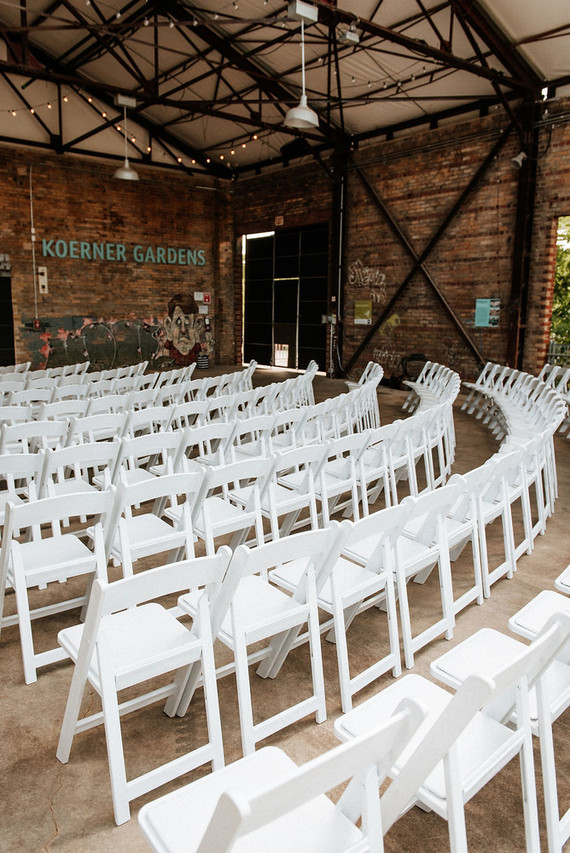 Bold, bright DIY wedding