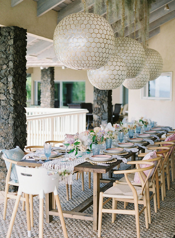 pink + blue tablescape