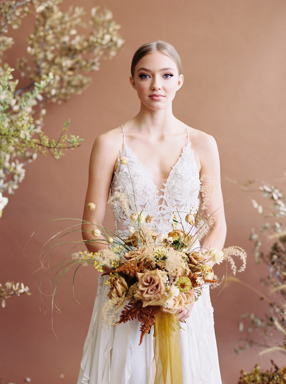 fall 2020 wedding colors Inspiration