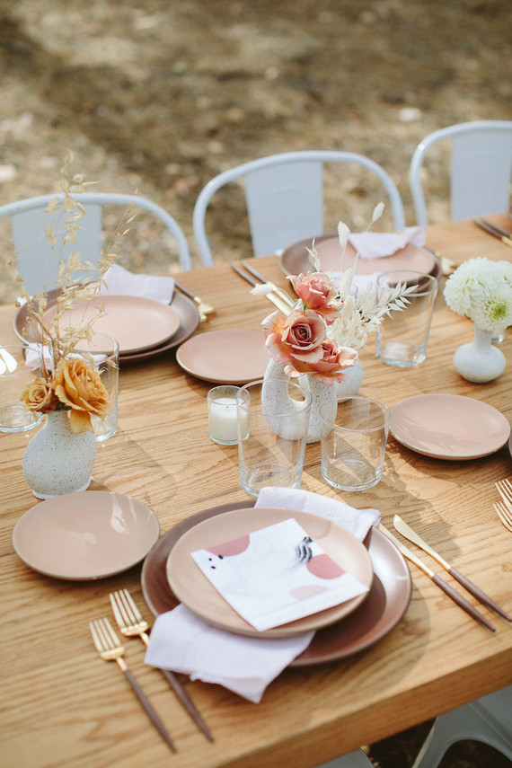 dusty pink tablescape