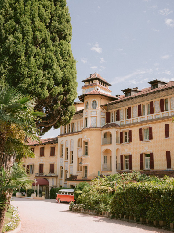 destination wedding at Isola del Garda in Italy