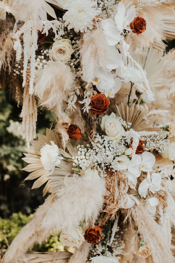 Pampas grass ceremony decor