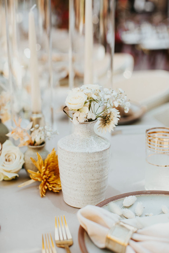 neutral tablescape ideas