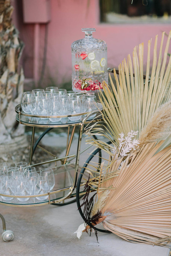 palm leaf wedding decor