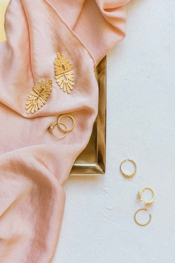 gold bridal jewelry
