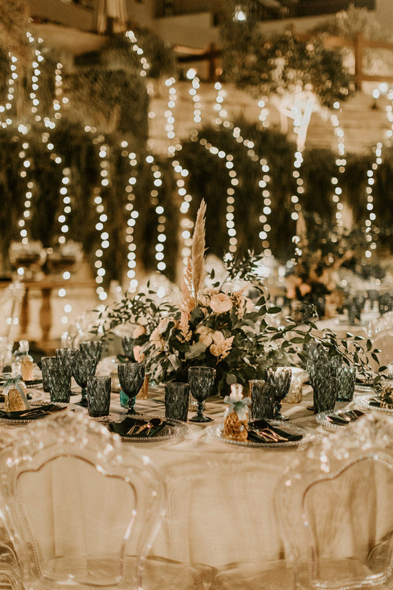 string light reception idea Inspiration