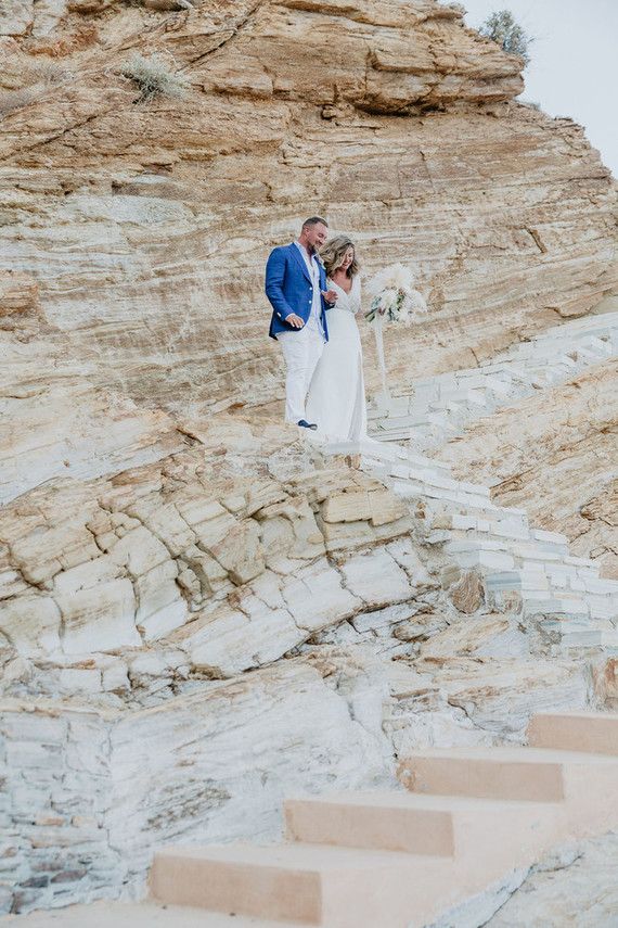 Micro wedding on cliffs of Greece