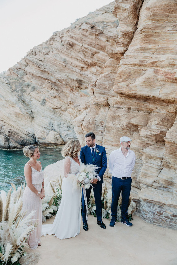Micro wedding in Ios, Greece