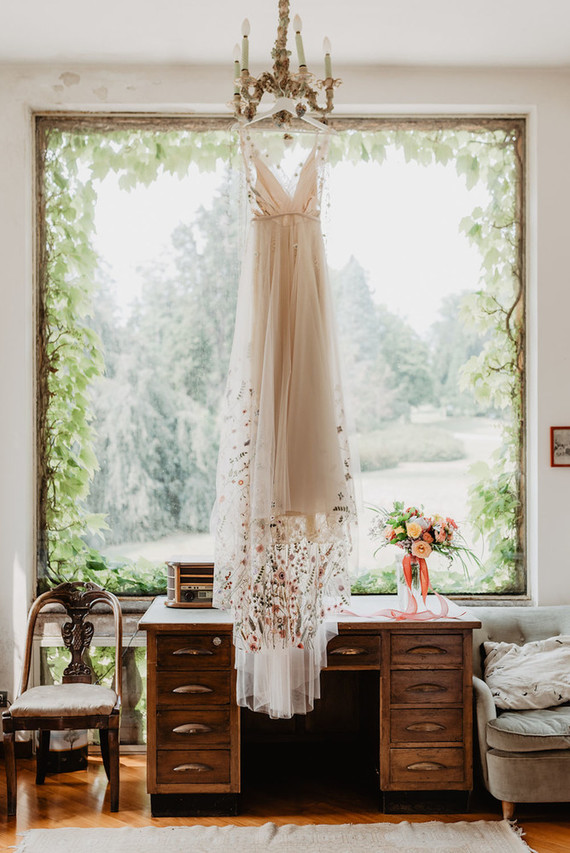 Floral wedding dress