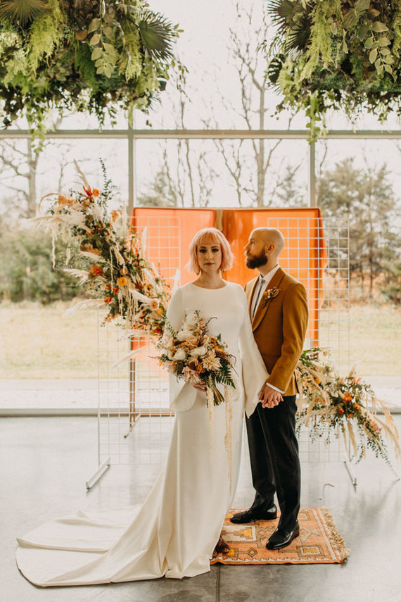 modern desert inspired wedding