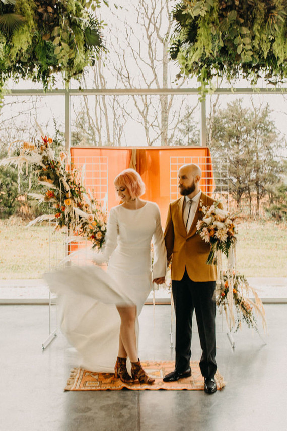 modern desert inspired wedding