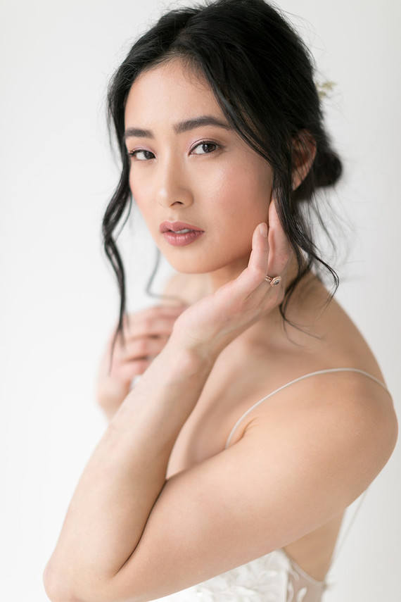 Minimalist bridal fashion